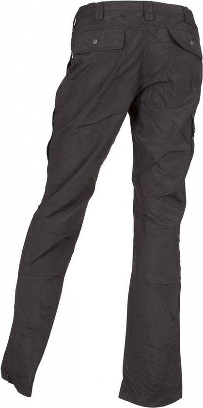 Urban Edge met Straight Fit